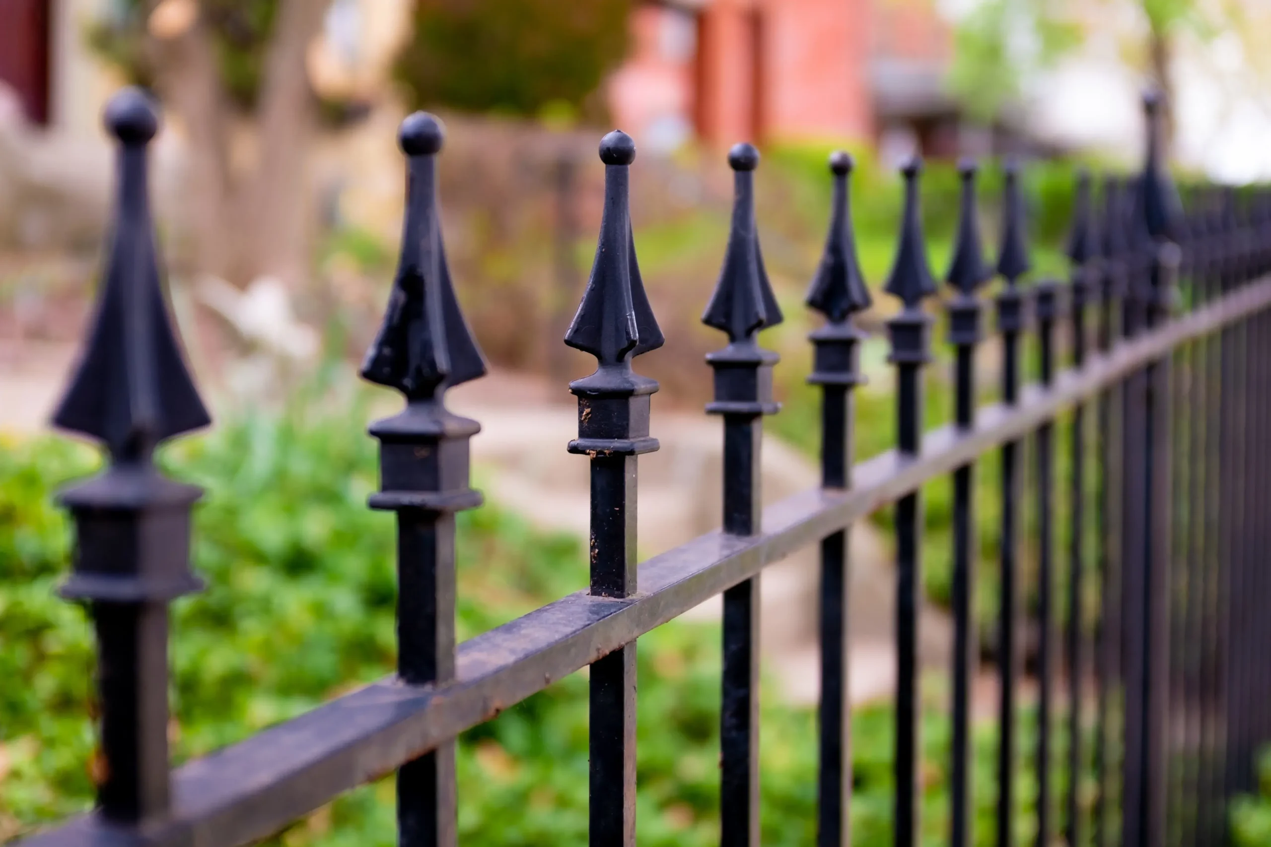 Decorative fence installed by HomeWizards
